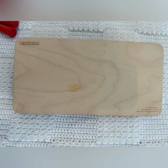 Monti Kids Wooden Peg Box Toy - Picture 5 of 5